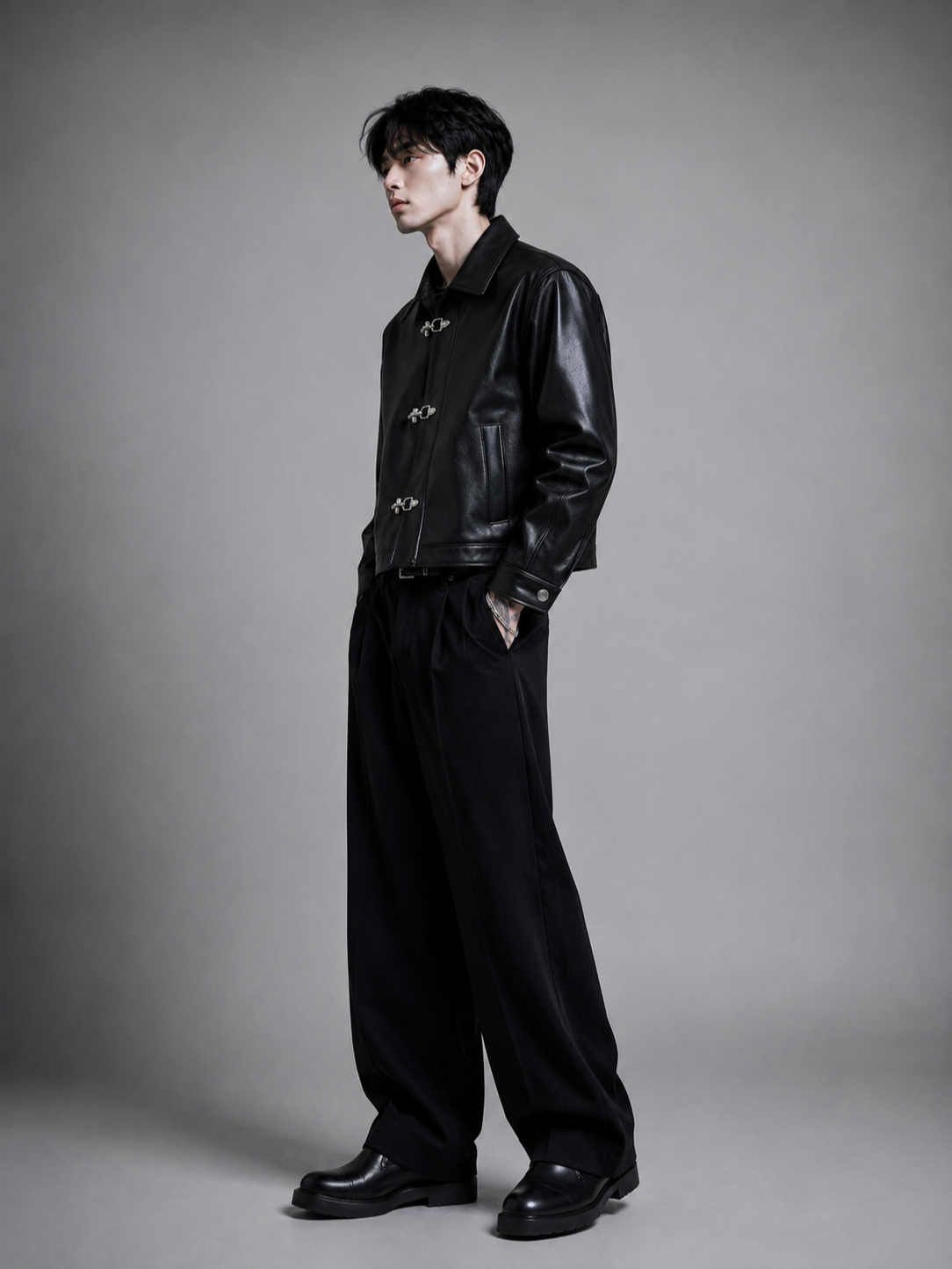 Black Cropped Metal Clasp Leather Jacket