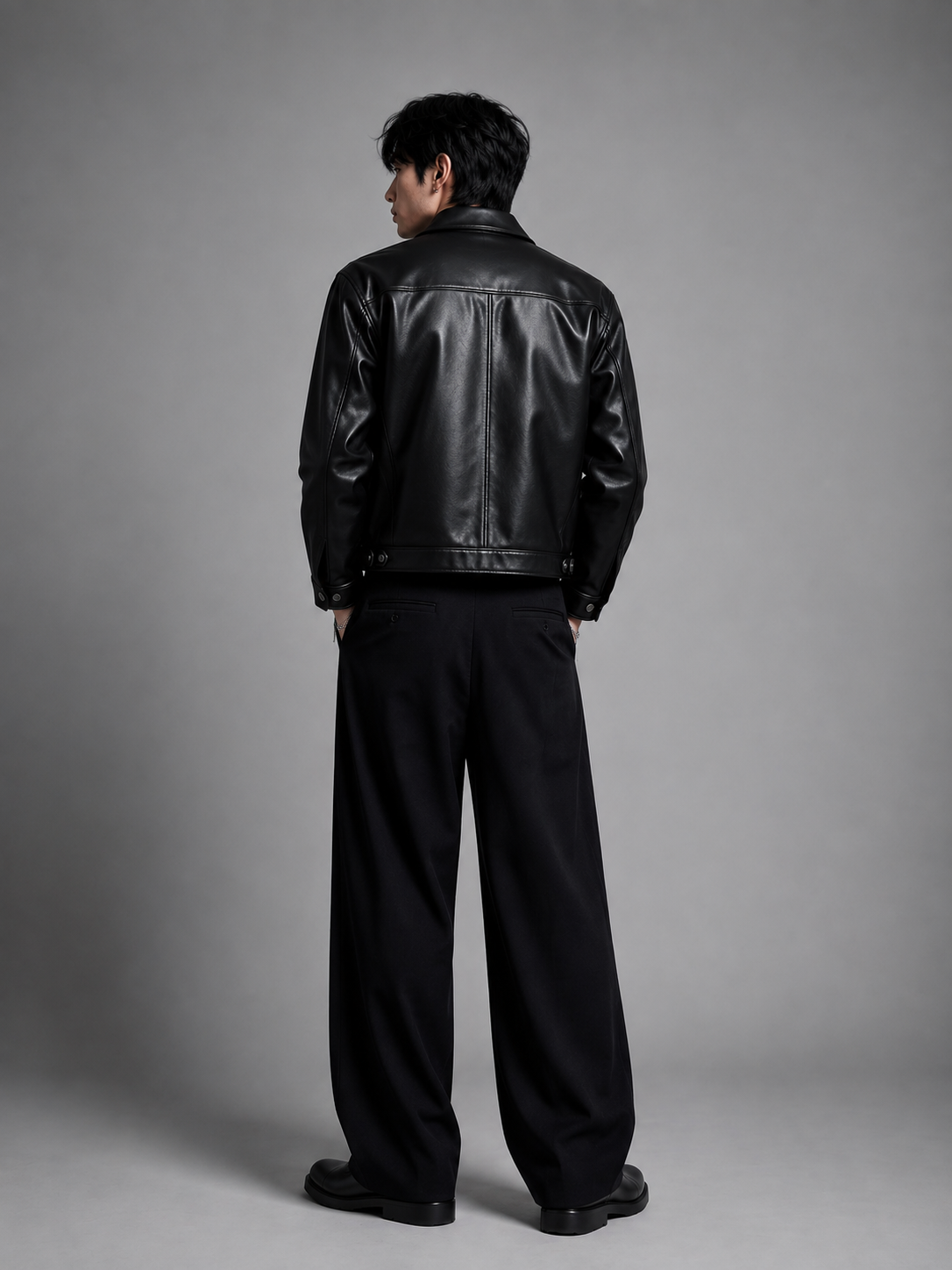 Black Cropped Metal Clasp Leather Jacket